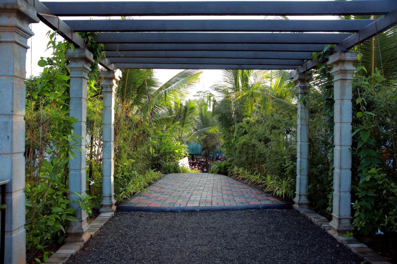 Hill View Resort Nakandalagoda Extérieur photo